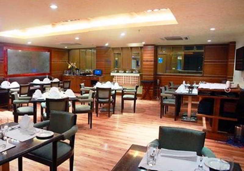 Comfort Inn Gsk Amritsar Zewnętrze zdjęcie